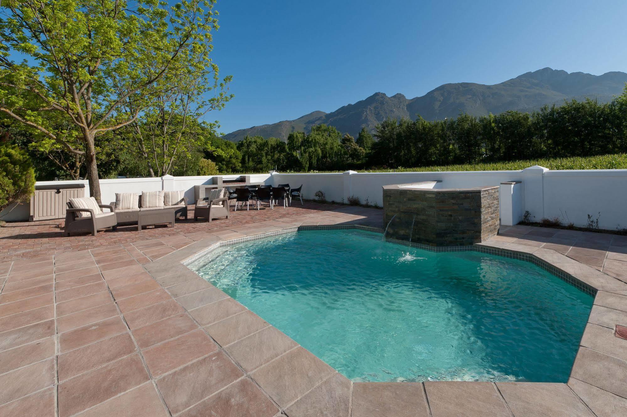La Galiniere Guest Cottages Franschhoek Dış mekan fotoğraf