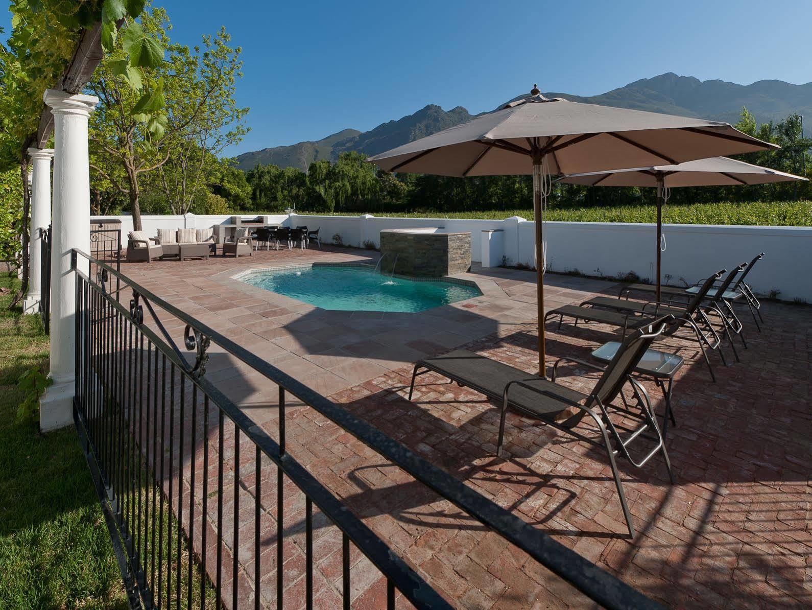 La Galiniere Guest Cottages Franschhoek Dış mekan fotoğraf